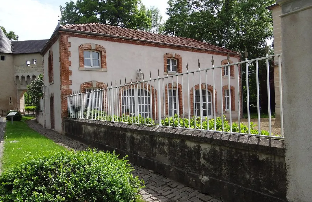 Château Mesny-1