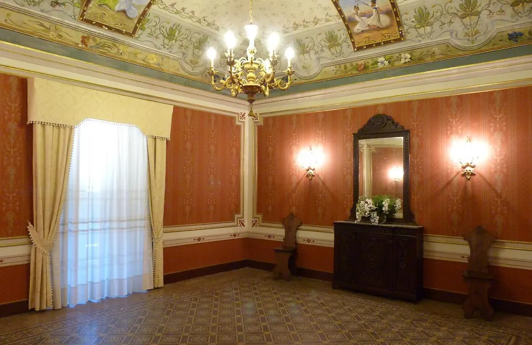 Palazzo Bella-1