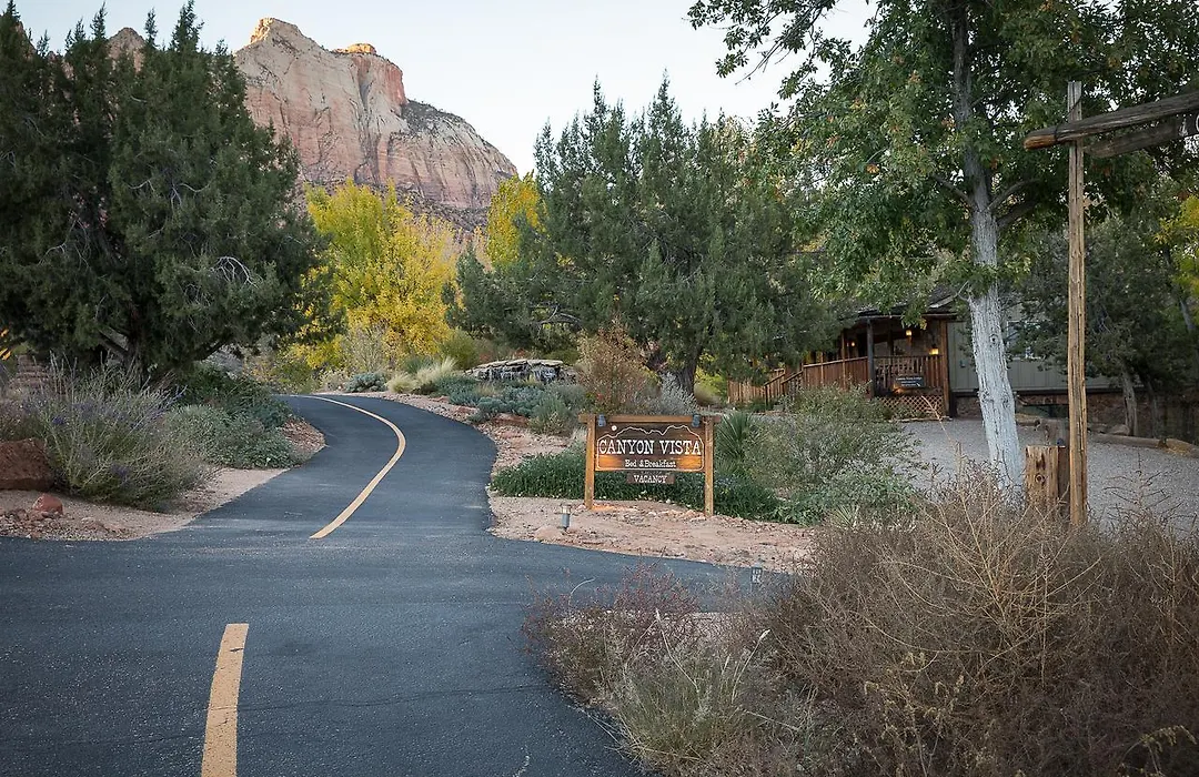 Canyon Vista Lodge-1