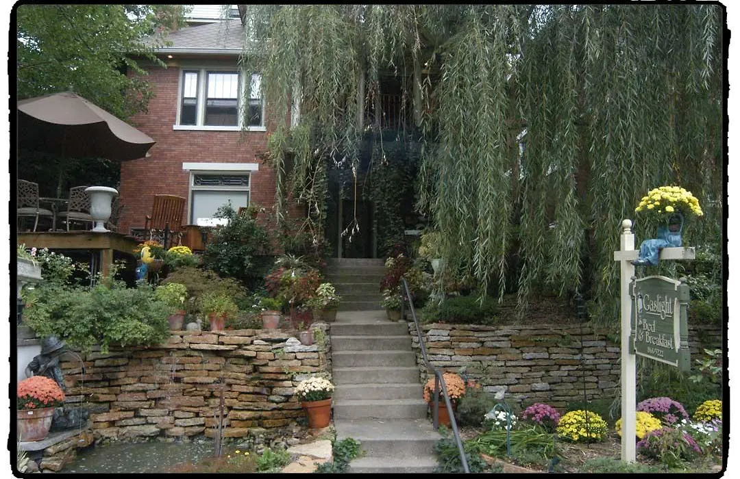 Gaslight Bed & Breakfast-1