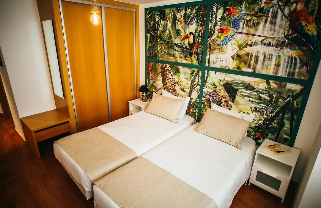 Puzzle Suites B&B-1