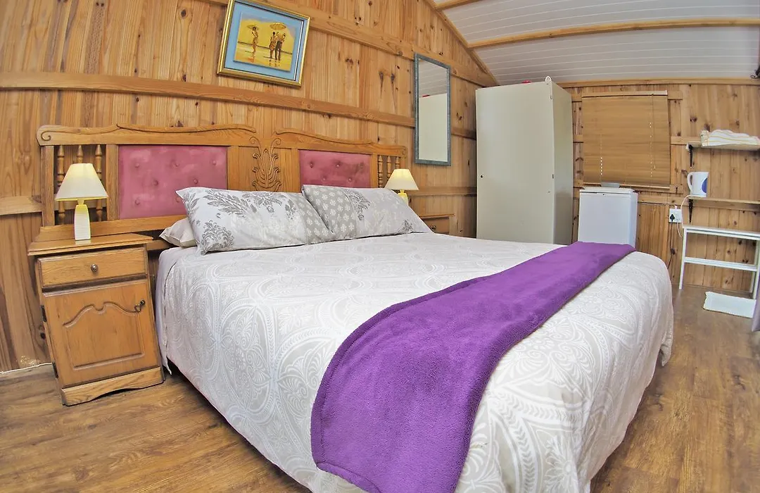 Elly'S Place B&B-1