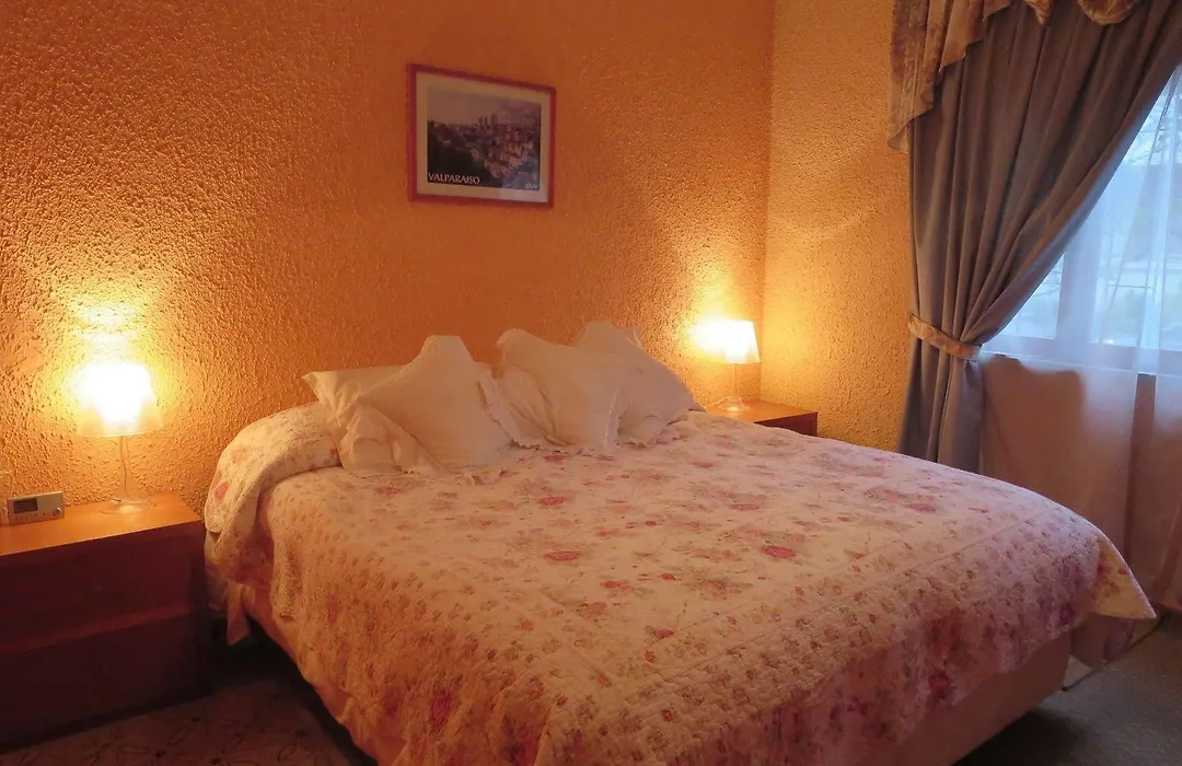 Marilu 'S Bed And Breakfast Hostel-1