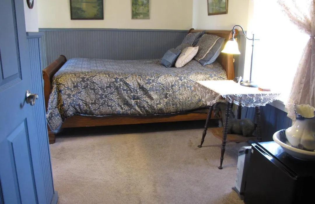 Main Street Bed & Breakfast-1