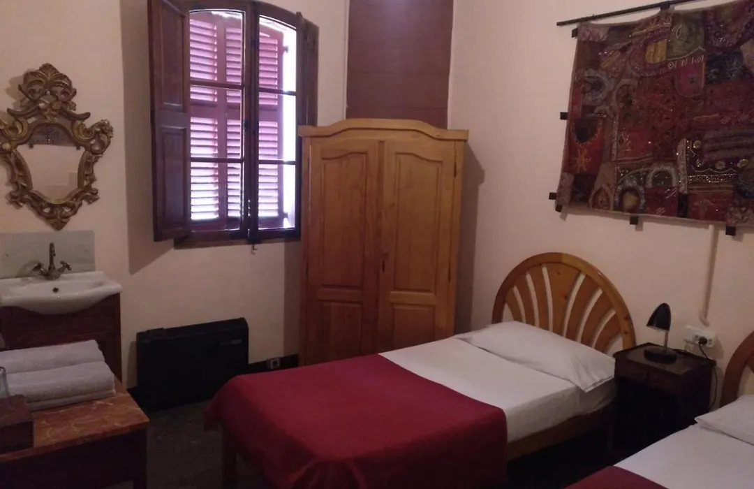 Hostal Corona-1
