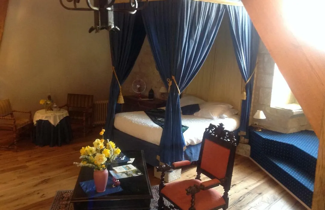 Chambres D'Hotes Chateau De La Motte-1