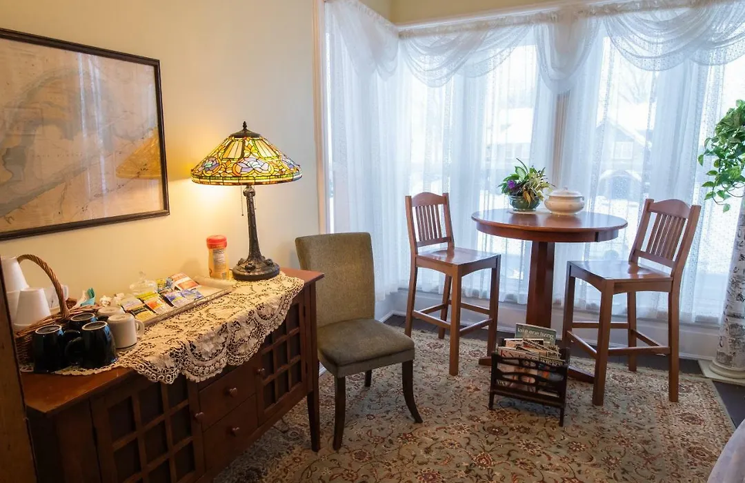 Spencer House Bed & Breakfast-1