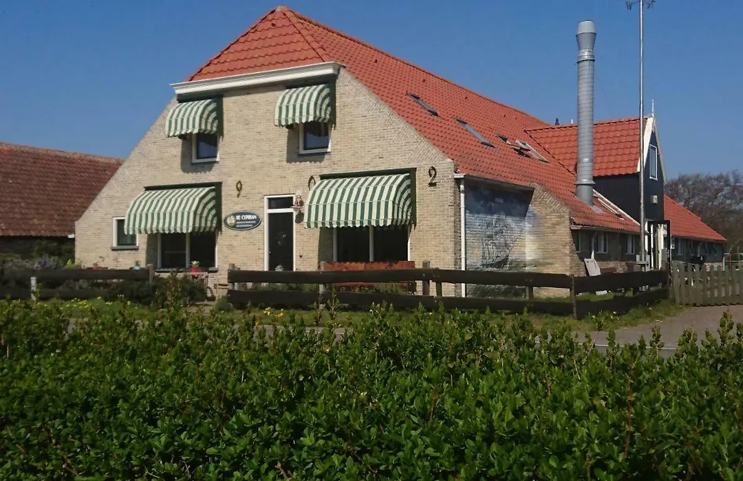 De Cyprian Bed&Breakfast-1