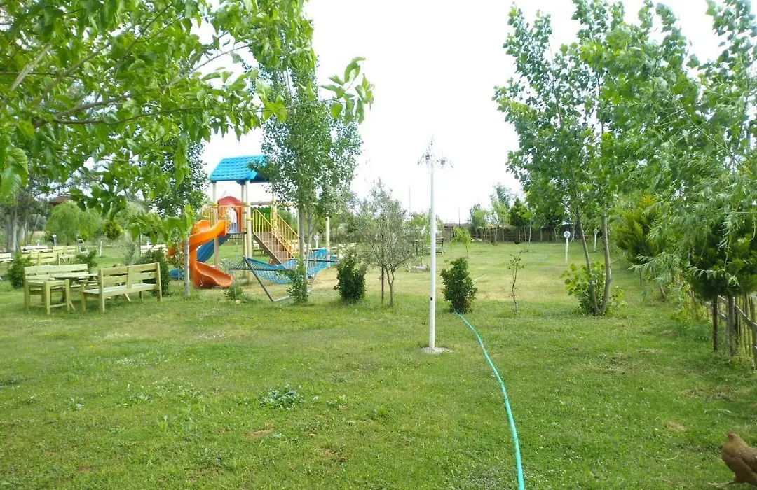 Gumuldur Deniz Kizi Green Garden-1