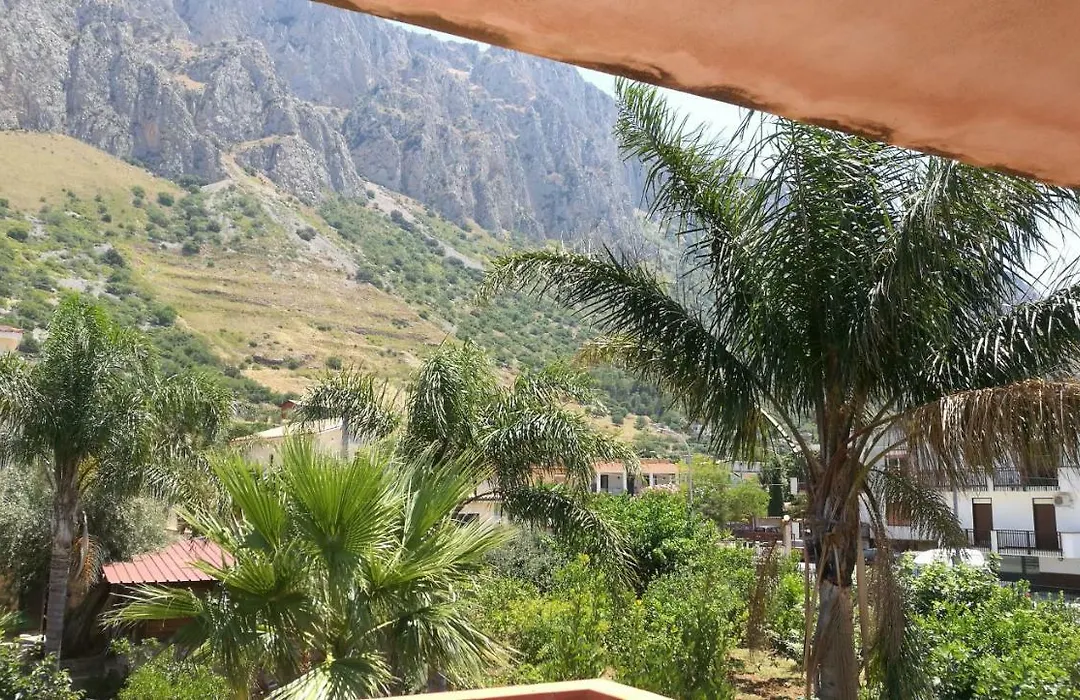 Cinisi 89 B&B-1