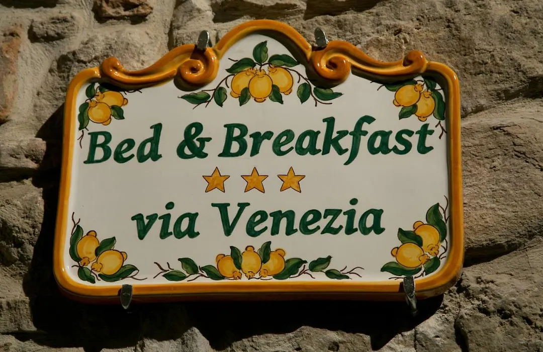Bed & Breakfast Via Venezia-1