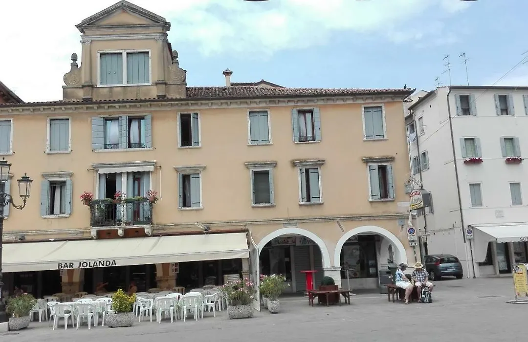 B&B Antico Orologio-1