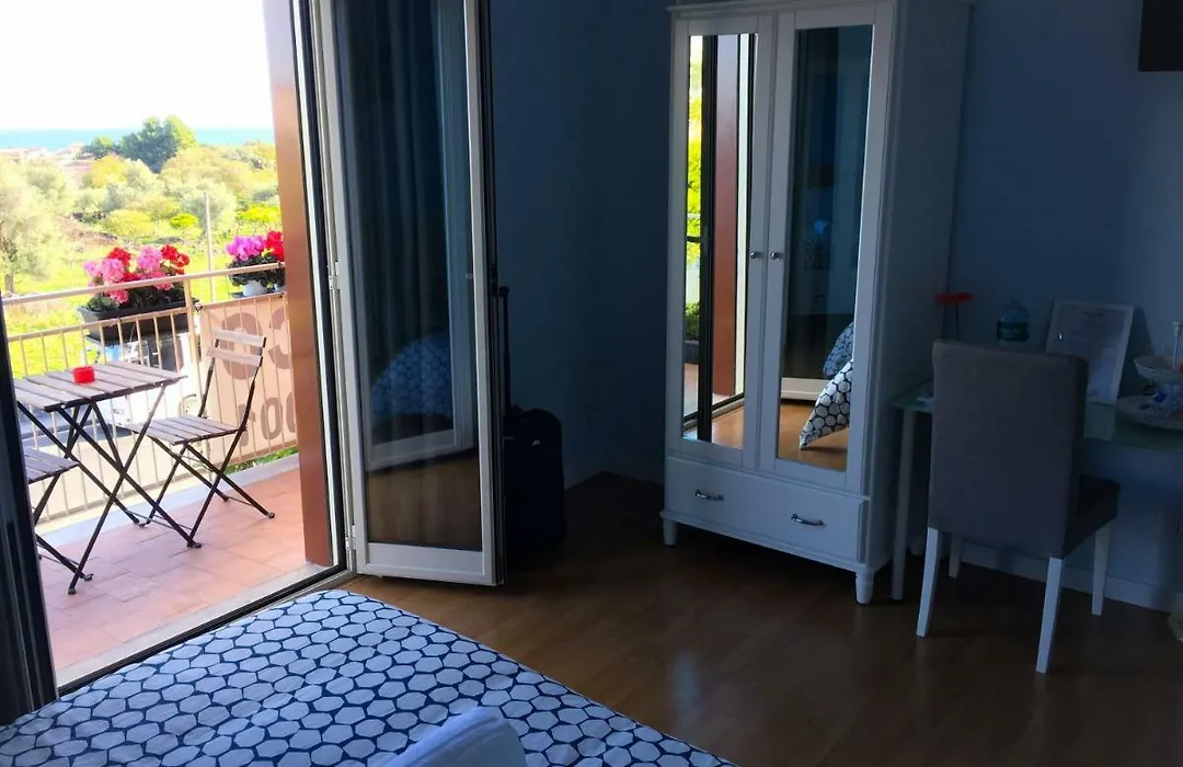 B&B Policlinico Gaspare Rodolico-1