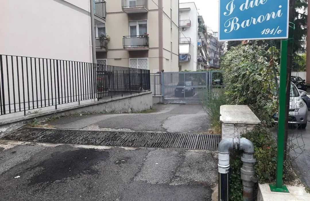 I due Baroni - fronte Campus-1