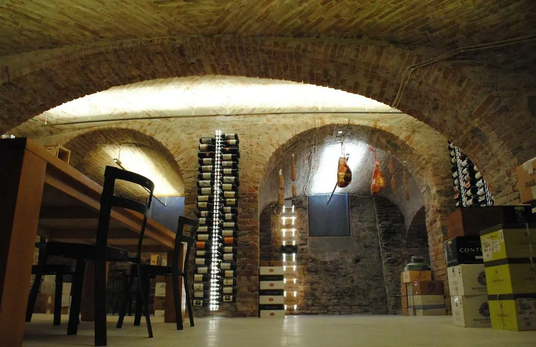 Vinoteca La Sacrestia-1