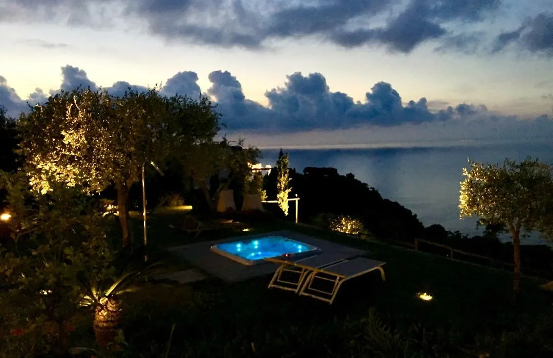 Agapanto Luxury Accommodation-1