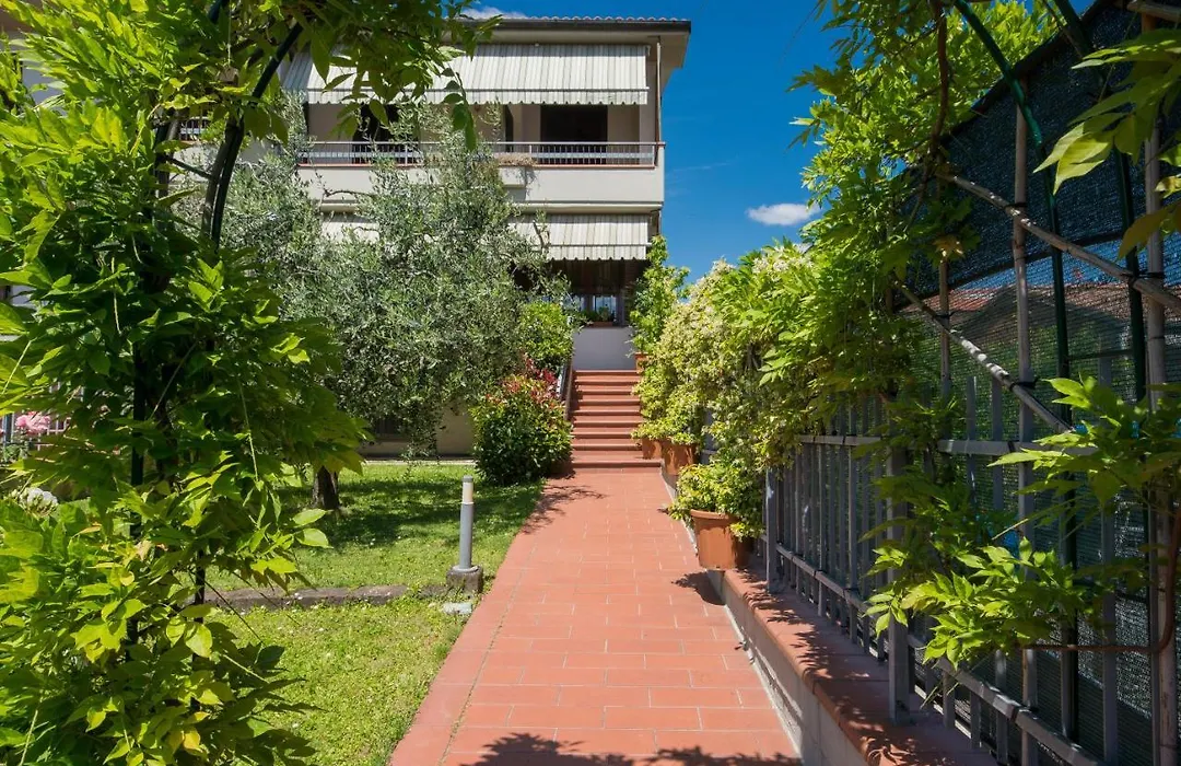 Bed & Breakfast Profumo D'Estate-1