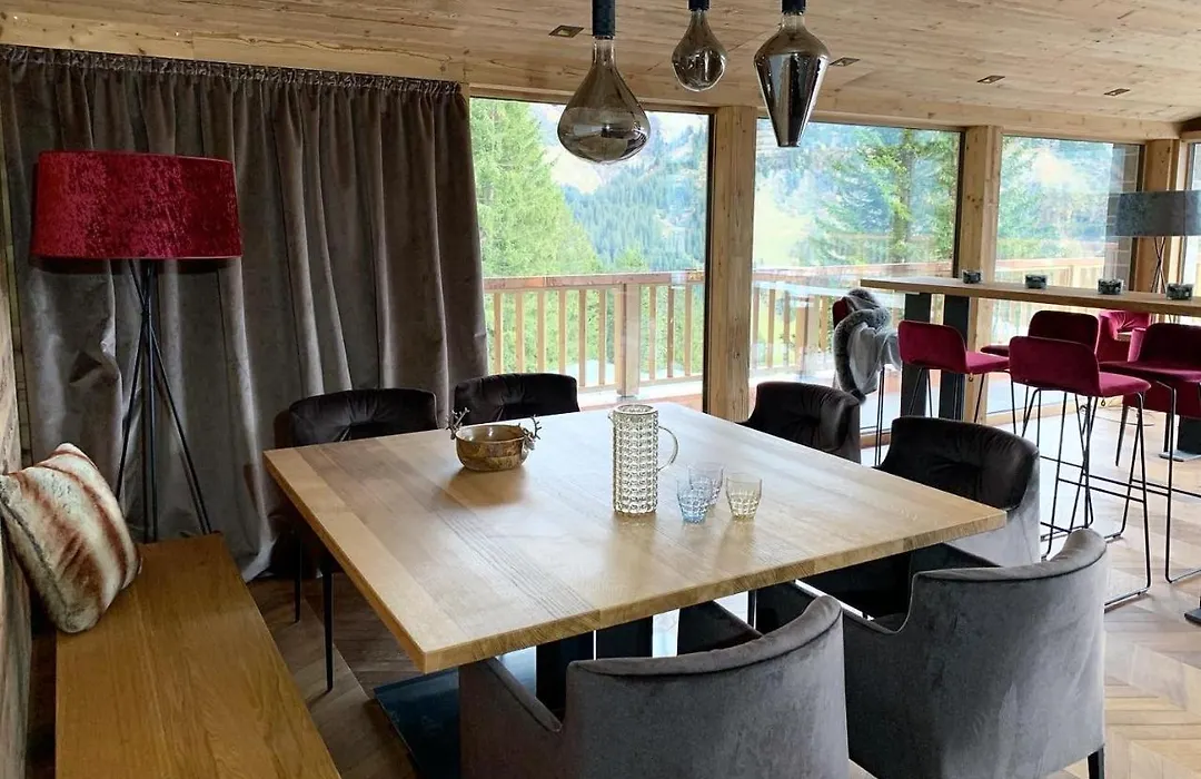 Skilodge Oberlech-1