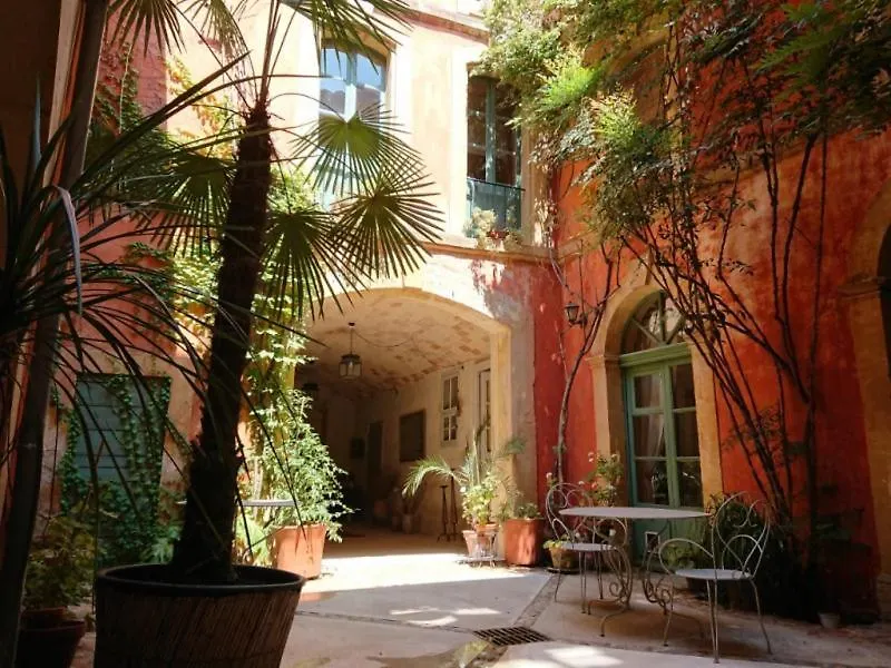 Rue Du Chateau-1