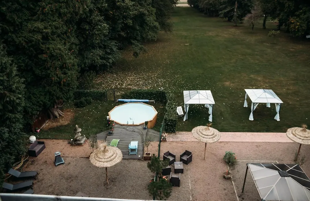 B&B Château De La Houssoye-1