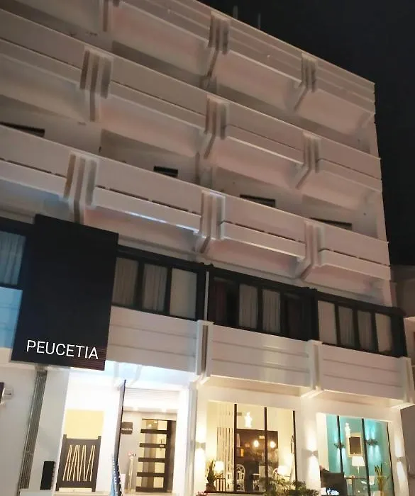Relais Peucetia-1