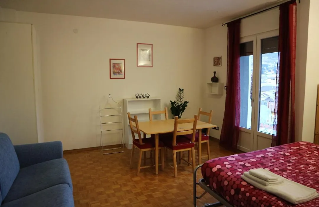 B&B Taramelli - garage per bici e moto-1