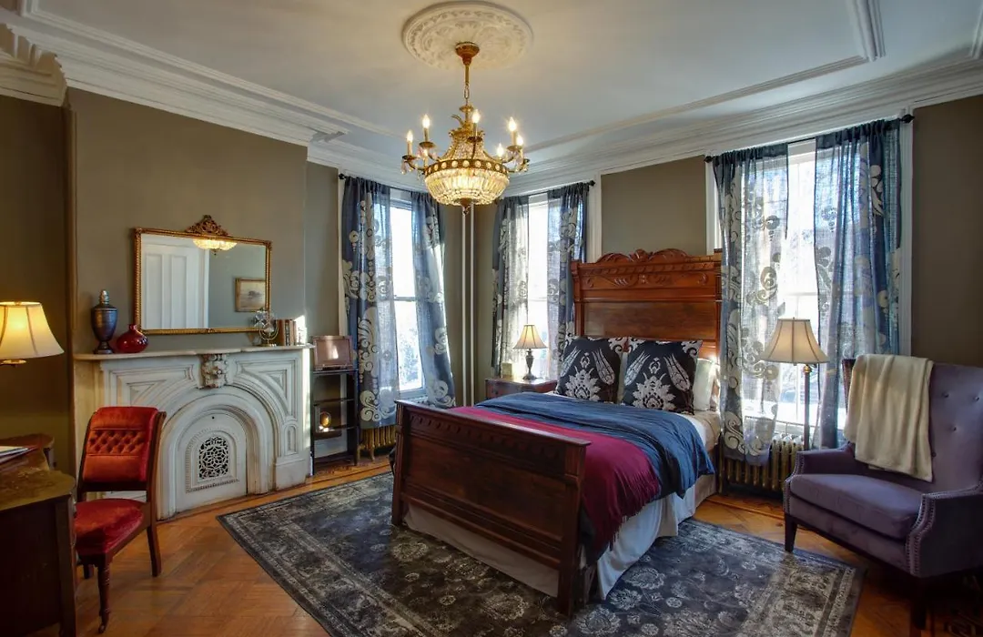 Akwaaba Mansion-1