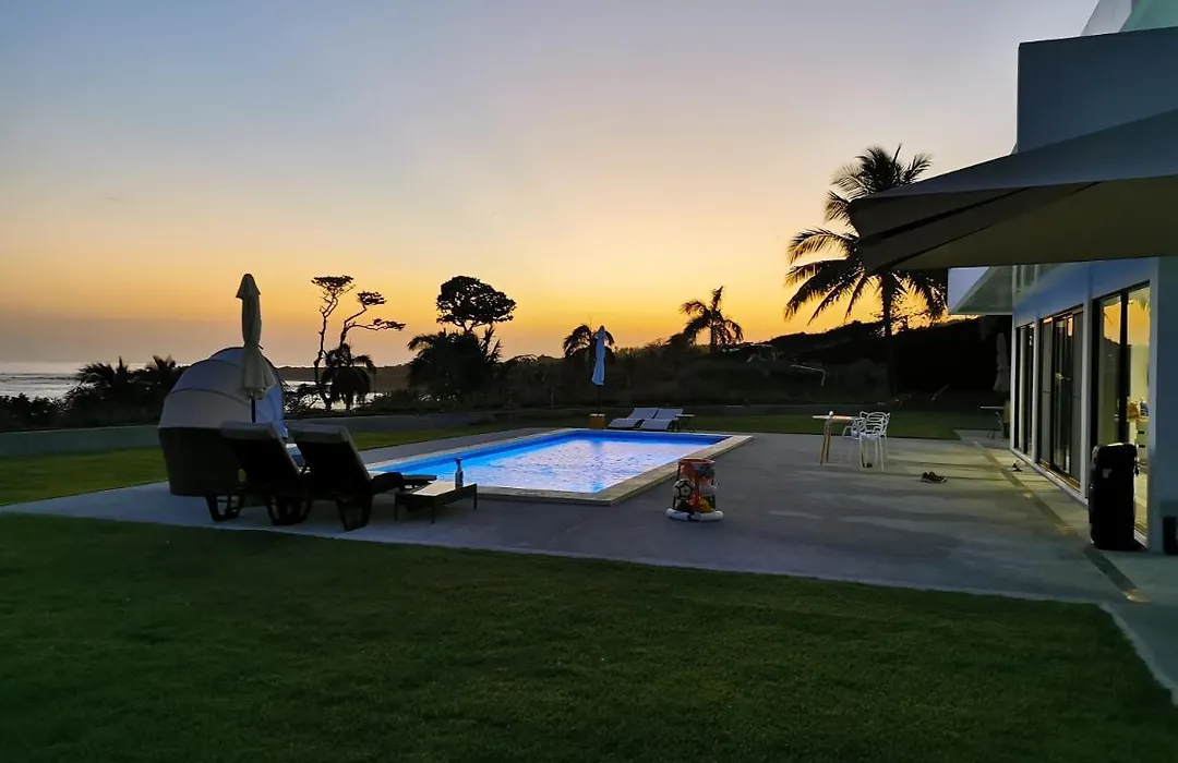 Ocean Breeze Cove - Luxury Retreat (Adults Only)-1