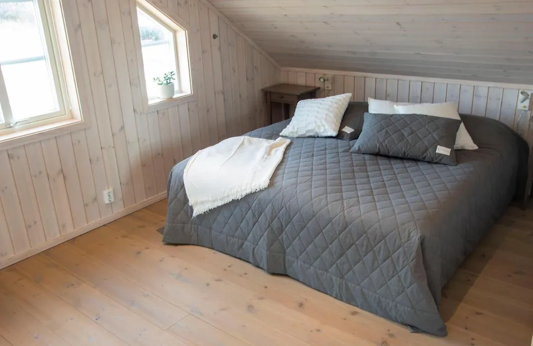 Everts Sjoebods Bed & Breakfast-1
