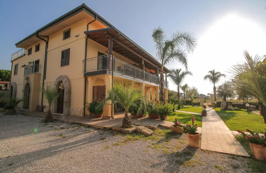 Villa D'Aquino-1