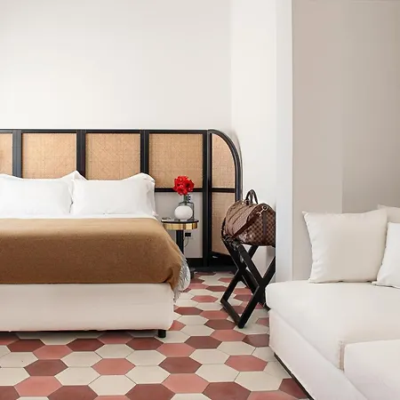 Magnolia Boutique Rooms-3