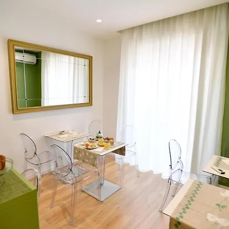 Nina B&B-3