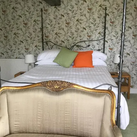 The Burrows Bed And Breakfast-3