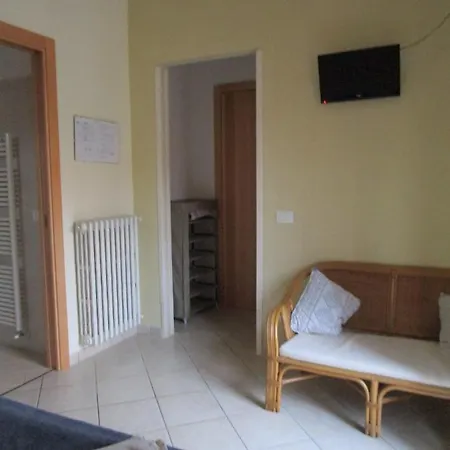 B&B Laura-3