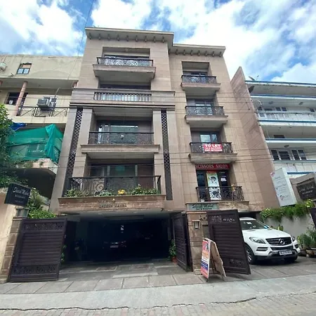 Sheesh Mahal Bed & Breakfast-3