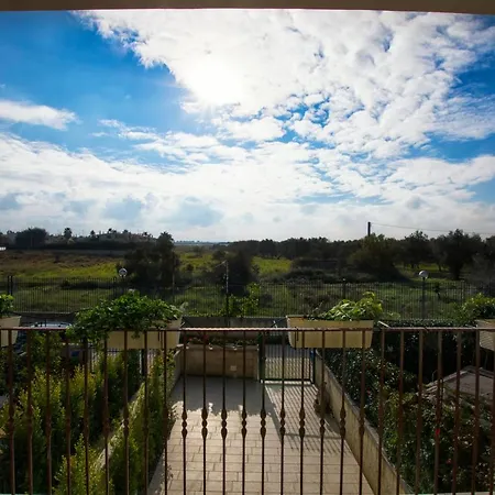 Casa Borgo Regina B&B - Bari Puglia Apartments-2