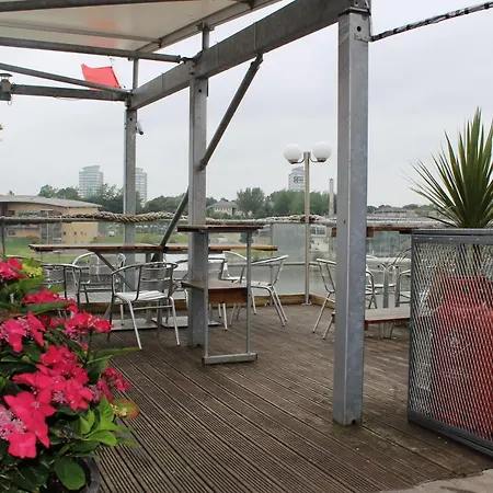 Boars Head Boutique Hotel-3