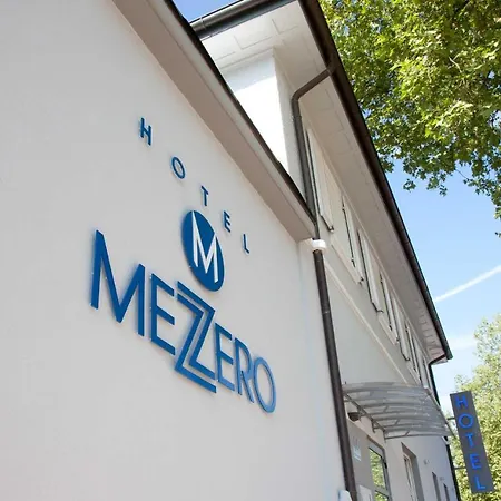 Hotel Mezzero-3