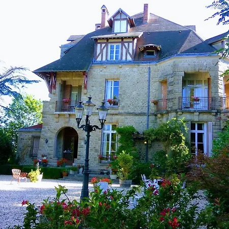 Chambres D'Hotes-Chateau Constant-3