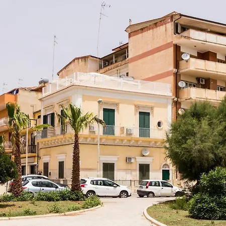 Sea Beach Pozzallo-2