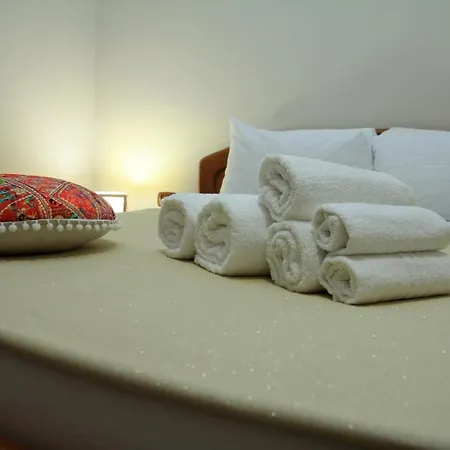 B&B Mitilini Central Station-2