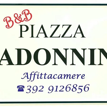 B&B Piazza Madonnina-3