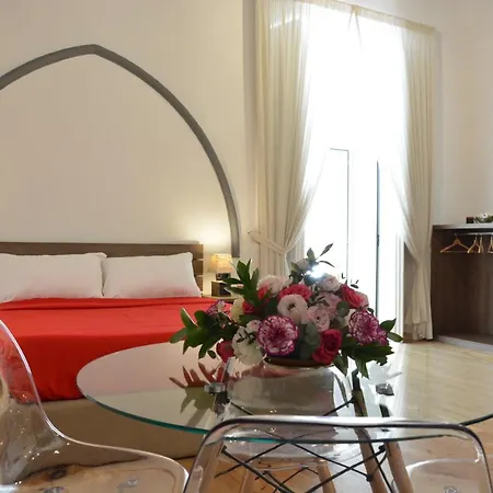 Domus Studio 25 Bed & Breakfast-3