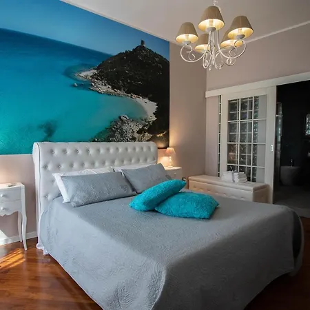 La Casa Di Adele Cagliari B&B-2