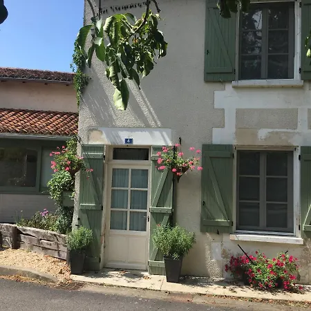 Maison La Roche Chambre D'Hotes-2