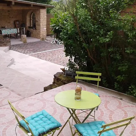 Chambre D'Hôtes avec petit Déjeuner-2