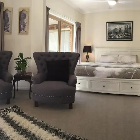 River Gum Luxury Bed And Breakfast-3