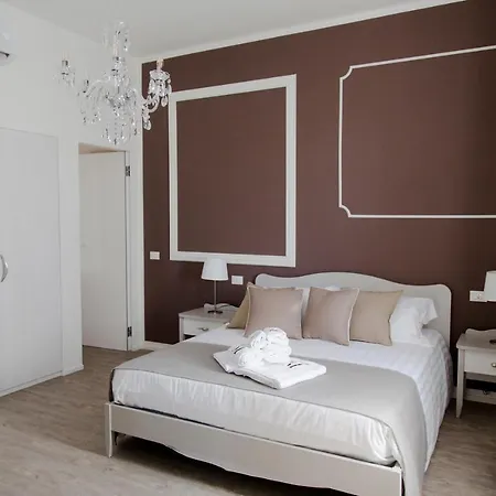 aMarti Suites B&B-3