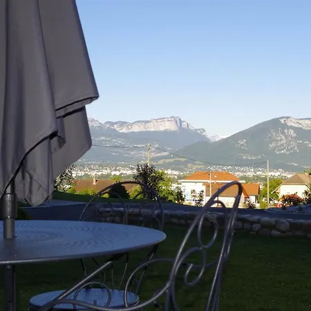 Le Paon Bleu Annecy Poisy-2