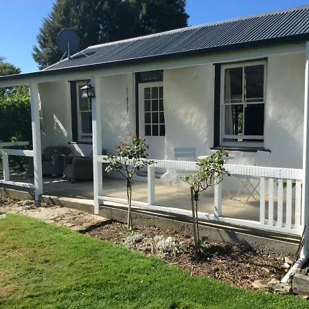 Granny Stringer'S Cottage-3